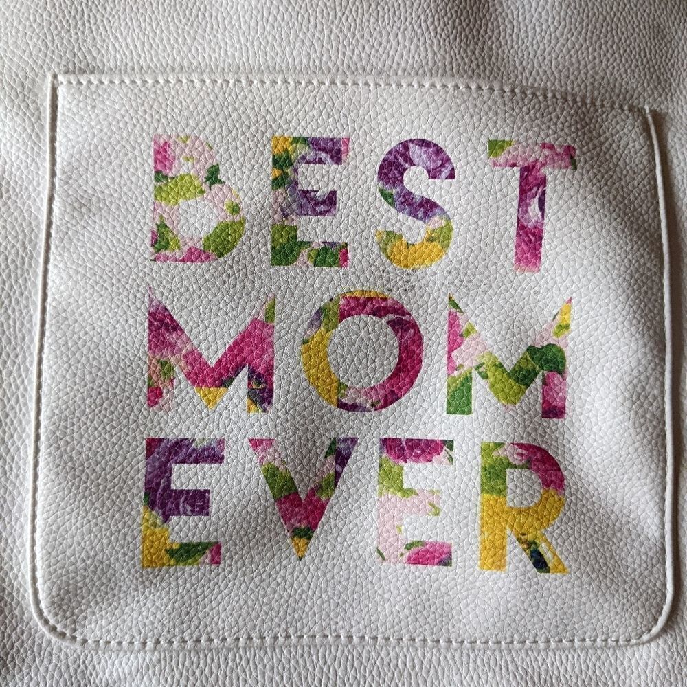 Minicci Best Mom Ever White Vegan Leather Purse - Picture 2 of 13